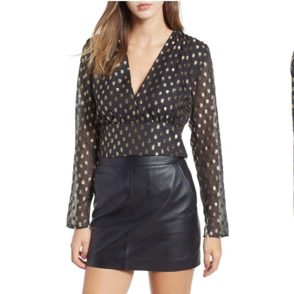 Leith • Metallic V-Neck Top